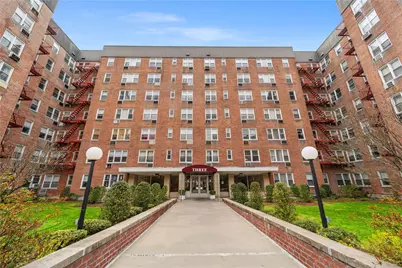 3 Sadore Lane #4G, Yonkers, NY 10710 - Photo 1