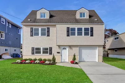 626 S Ocean Avenue, Freeport, NY 11520 - Photo 1