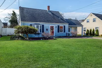 215 Jerome Avenue, Carle Place, NY 11514 - Photo 1