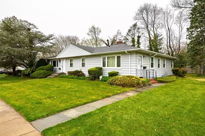 1 Hawthorne Road, East Norwich, NY 11732 - Photo 1