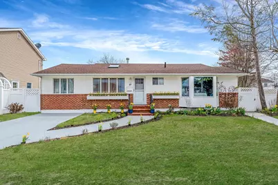 30 Surrey Lane, Plainview, NY 11803 - Photo 1