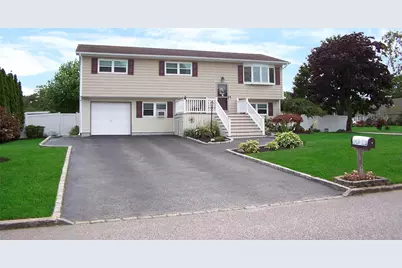 2 Derry Street, Patchogue, NY 11772 - Photo 1