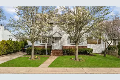 37 Oceanview Avenue, Valley Stream, NY 11581 - Photo 1