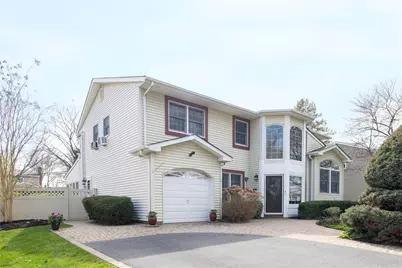 8 Pequa Lane, Commack, NY 11725 - Photo 1