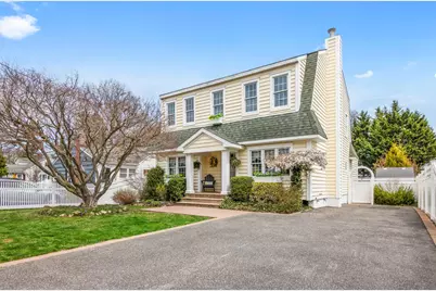 414 4th Street, East Northport, NY 11731 - Photo 1