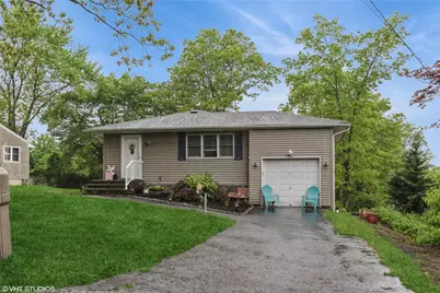 32 Seusing Boulevard, Ronkonkoma, NY 11779 - Photo 1