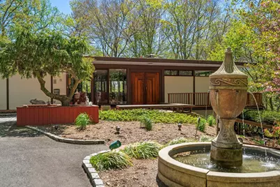 11 South Road, Oyster Bay, NY 11771 - Photo 1