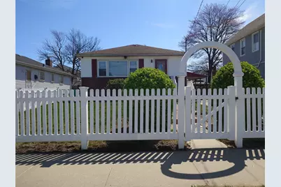 137-11 250th Street, Rosedale, NY 11422 - Photo 1