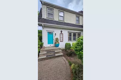 26 Oakdale Avenue, New Rochelle, NY 10801 - Photo 1