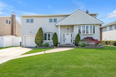 427 Wanamaker Street, Oceanside, NY 11572 - Photo 1