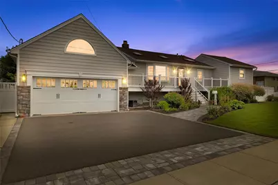 333 Vanderbilt Avenue, Island Park, NY 11558 - Photo 1