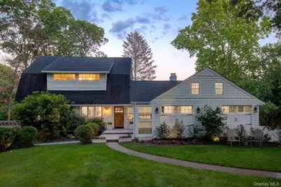 2 Spring Hollow Road, Centerport, NY 11721 - Photo 1