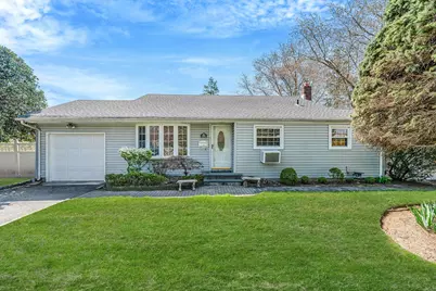 982 Union Boulevard, Bay Shore, NY 11706 - Photo 1
