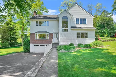 152 Locust Road, Pleasantville, NY 10570 - Photo 1