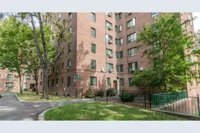 1970 E Tremont Avenue #8A, Bronx, NY 10462 - Photo 1