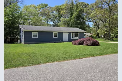 110 Bellport Lane Road, Medford, NY 11763 - Photo 1