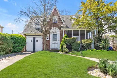 444 W Olive Street, Long Beach, NY 11561 - Photo 1