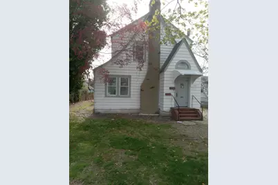 28 Oneill Avenue, Bay Shore, NY 11706 - Photo 1