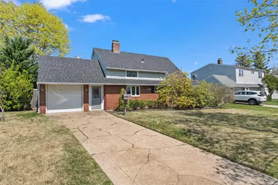 4 Springtime Lane E, Levittown, NY 11756 - Photo 1