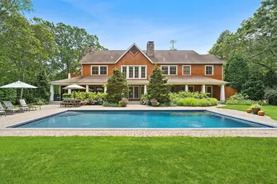 179 Bay Avenue E, Hampton Bays, NY 11946 - Photo 1