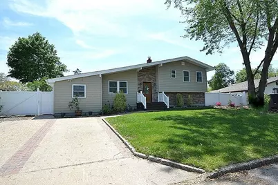 127 W Court Drive, Centereach, NY 11720 - Photo 1