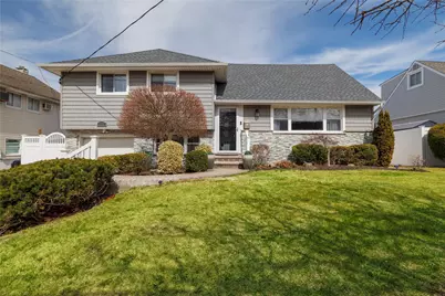 292 Concord Ave Avenue, Oceanside, NY 11572 - Photo 1