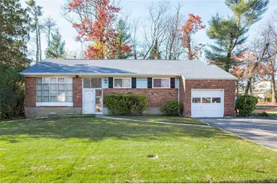 119 Reed Drive, Roslyn, NY 11576 - Photo 1