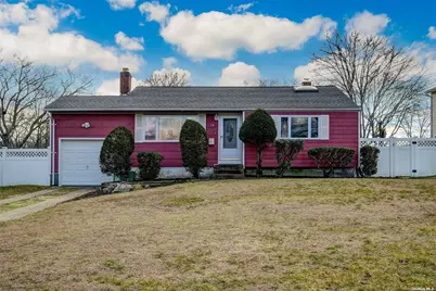 10 Florence Court, Patchogue, NY 11772 - Photo 1