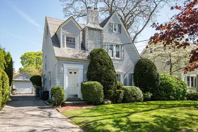 173 Pine Street, Rockville Centre, NY 11570 - Photo 1