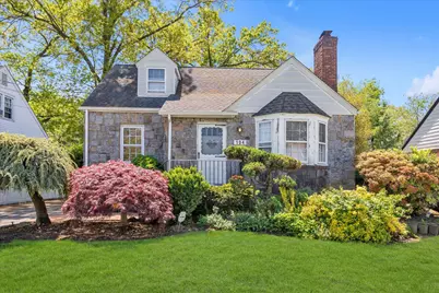 104 E Fenimore Street, Valley Stream, NY 11580 - Photo 1