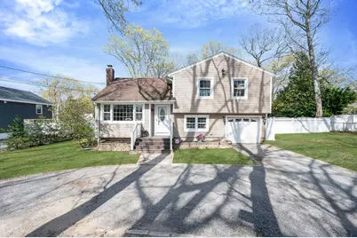 29 Wyandanch Boulevard, Smithtown, NY 11787 - Photo 1
