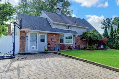 41 Woodpecker Lane, Levittown, NY 11756 - Photo 1