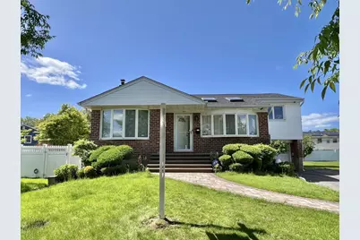 49 Bruce Ln, Jericho, NY 11590 - Photo 1