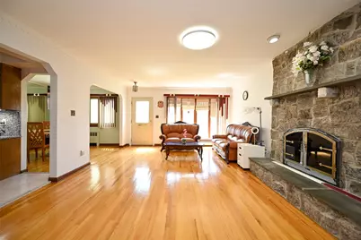 518 Terrace Boulevard, New Hyde Park, NY 11040 - Photo 1