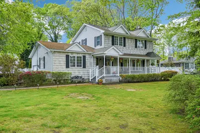 8 Clover Drive, Smithtown, NY 11787 - Photo 1