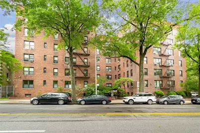 2244 Bronx Park E #2E, Bronx, NY 10467 - Photo 1