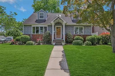 1784 W End Avenue, New Hyde Park, NY 11040 - Photo 1