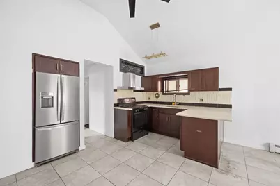 1523 Bayview Avenue, Bronx, NY 10465 - Photo 1