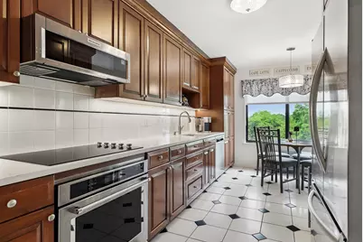 400 High Point Drive #403, Hartsdale, NY 10530 - Photo 1