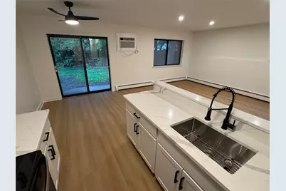 20 Crum Elbow Road #8C, Hyde Park, NY 12538 - Photo 1