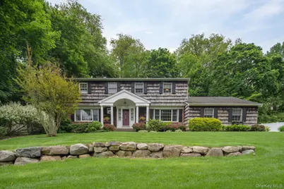 322 West Hills Road, Huntington, NY 11743 - Photo 1