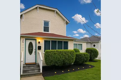 25 Center Avenue, Bay Shore, NY 11706 - Photo 1