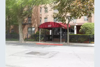 131-11 Kew Gardens Kew Gardens Rd. #4D, Richmond Hill, NY 11418 - Photo 1