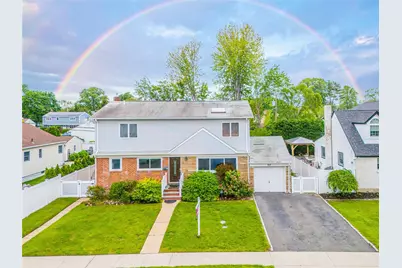 68 Kathleen Drive, Syosset, NY 11791 - Photo 1
