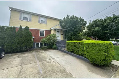 12 Union Place, Lynbrook, NY 11563 - Photo 1