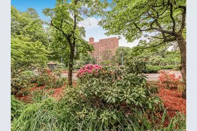 44 Metropolitan Oval #10D, Bronx, NY 10462 - Photo 1