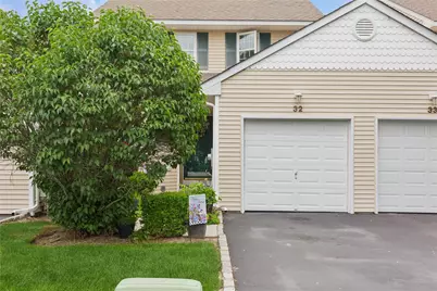 32 Blueberry Common, Riverhead, NY 11901 - Photo 1