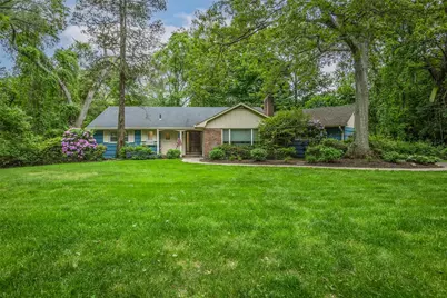 4 Ames Place, South Huntington, NY 11746 - Photo 1