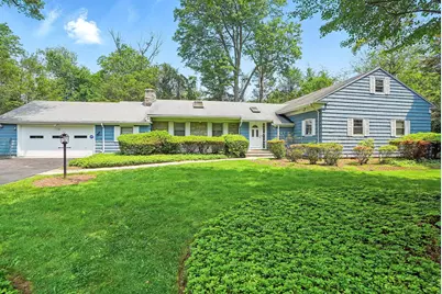 18 Barnaby Lane, Hartsdale, NY 10530 - Photo 1