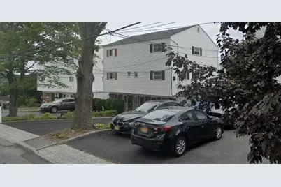 60 Elissa Lane #1 right side entry door, Yonkers, NY 10710 - Photo 1